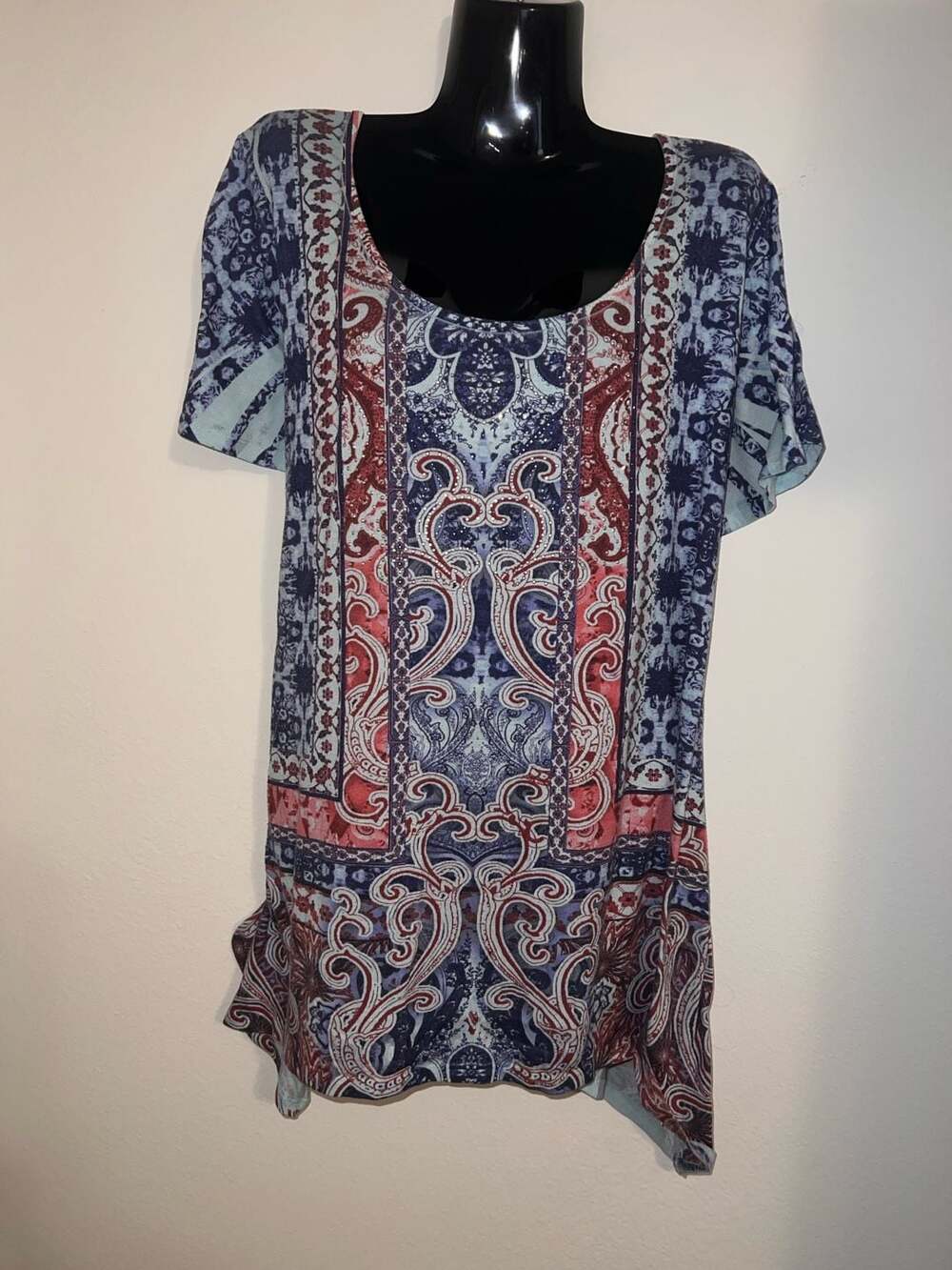 One World Live and Let Live Paisley Print Sharkbite Hem Top 3X
